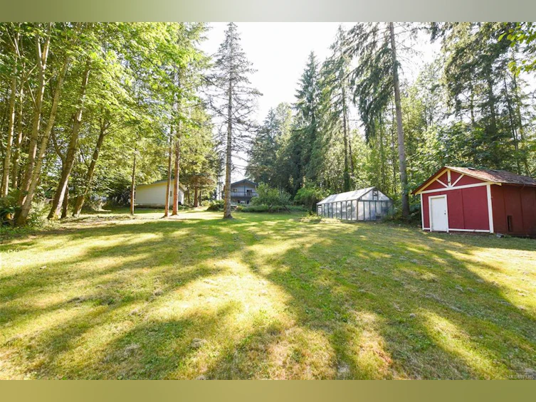 4353 Macaulay Road, Black Creek, BC, V9J 1E3 - 14