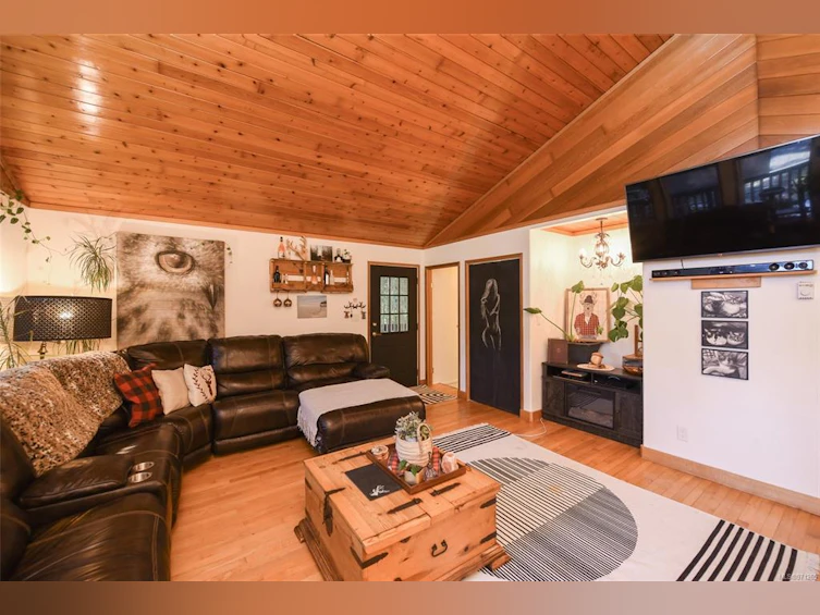 4353 Macaulay Road, Black Creek, BC, V9J 1E3 - 18