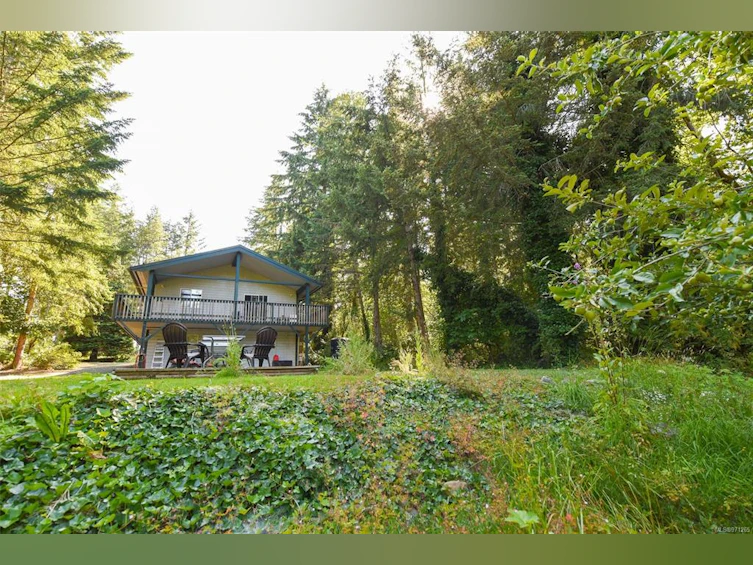 4353 Macaulay Road, Black Creek, BC, V9J 1E3 - 35