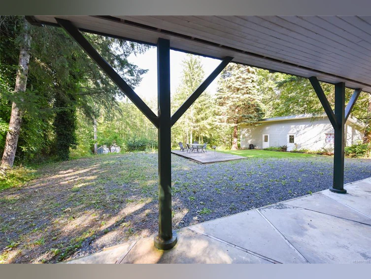 4353 Macaulay Road, Black Creek, BC, V9J 1E3 - 39