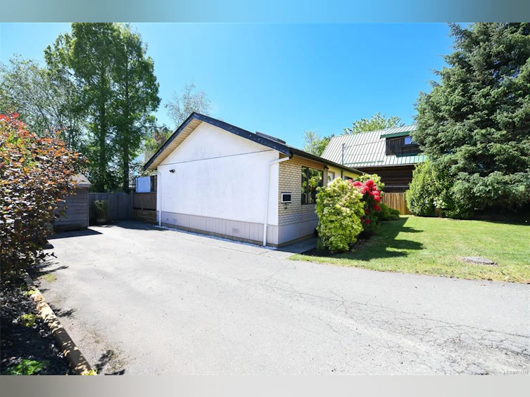 355 Back Road, Courtenay, BC, V9N 3X1 - 6