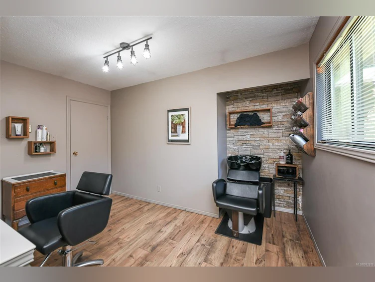 355 Back Road, Courtenay, BC, V9N 3X1 - 16