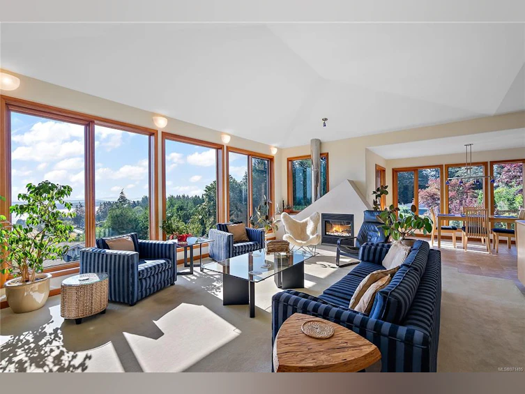 8760 Beaumaris Place, North Saanich, BC, V8L 3Z6 - 7