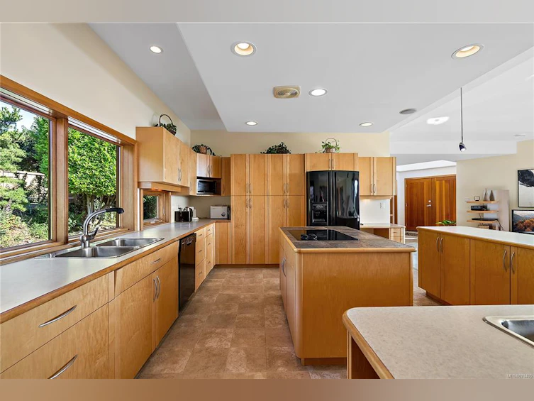 8760 Beaumaris Place, North Saanich, BC, V8L 3Z6 - 13