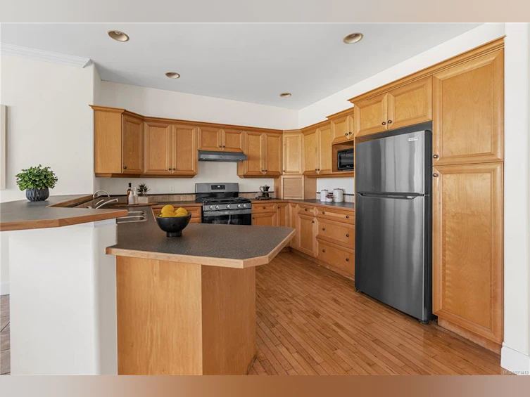 14 Midwood Road, View Royal, BC, V9B 1L5 - 5
