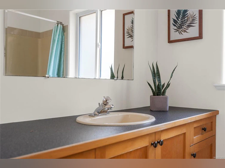 14 Midwood Road, View Royal, BC, V9B 1L5 - 21