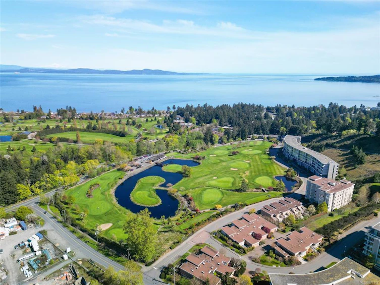 804-5388 Hill Rise Terrace, Saanich, BC, V8Y 3K3 - 68