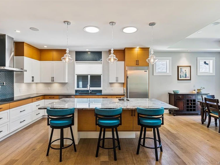 1413 Champions Place, Langford, BC, V9B 0R9 - 2