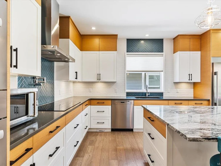 1413 Champions Place, Langford, BC, V9B 0R9 - 3