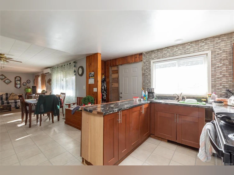 7785 Pacific Rim Highway, Port Alberni, BC, V9Y 8Y7 - 18