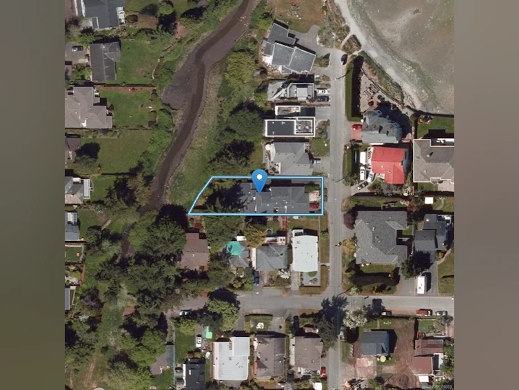 10232 Fifth Street, Sidney, BC, V8L 1X6 - 36
