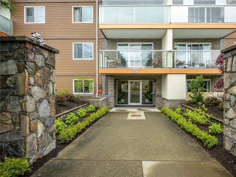 108-25 Government Street, Victoria, BC, V8V 2K4 - 23