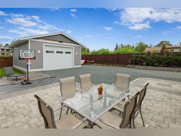 250 Cedar Street, Parksville, BC, V9P 1J1 - 9