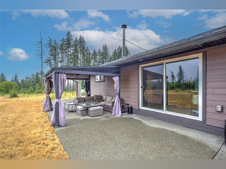5050 White Road, Duncan, BC, V9L 6H5 - 5