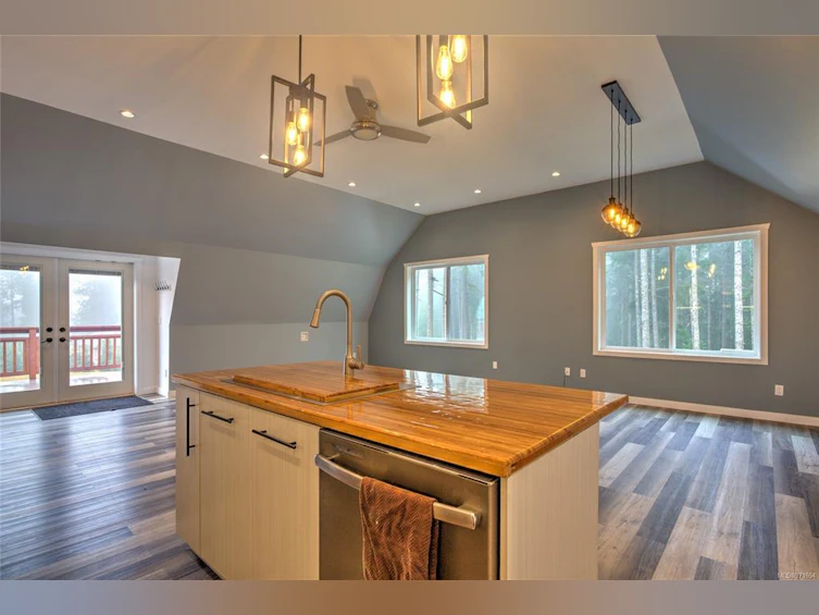 5050 White Road, Duncan, BC, V9L 6H5 - 56