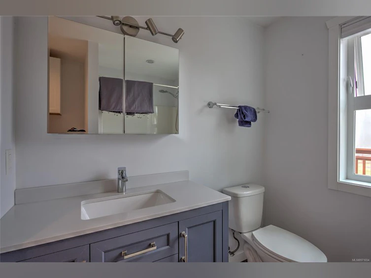 5050 White Road, Duncan, BC, V9L 6H5 - 63