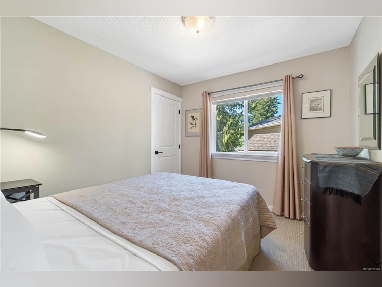 4860 Logan's Run, Nanaimo, BC, V9V 1N8 - 18