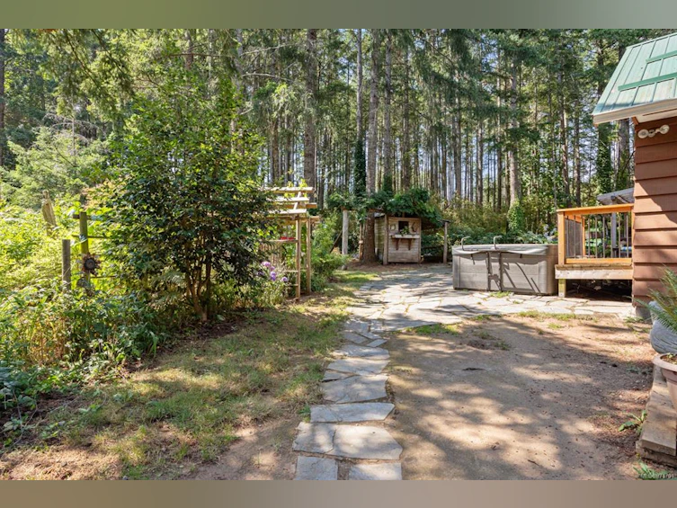 1797 Daye Road, Comox, BC, V9M 4A1 - 49