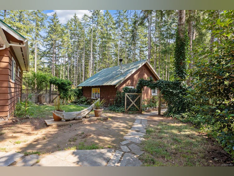 1797 Daye Road, Comox, BC, V9M 4A1 - 74