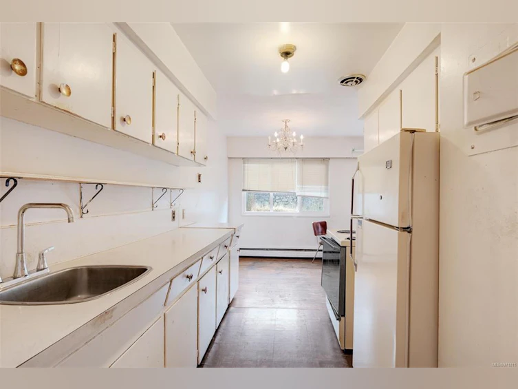 3582 Tillicum Road, Saanich, BC, V8Z 4H4 - 14