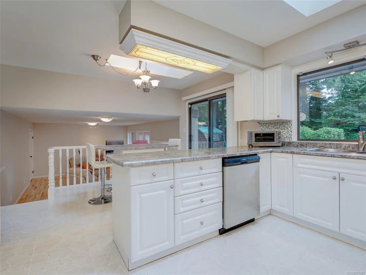 1666 Stuart Park Terrace, North Saanich, BC, V8L 4N5 - 9