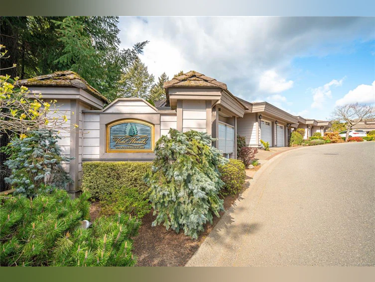 404-940 Boulderwood Rise, Saanich, BC, V8Y 3G5 - 30
