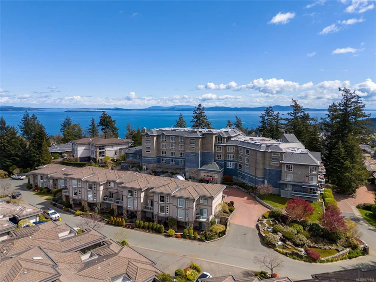 404-940 Boulderwood Rise, Saanich, BC, V8Y 3G5 - 34