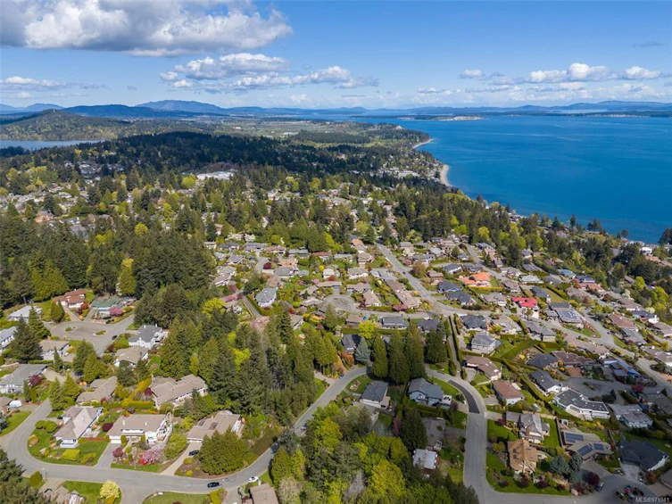404-940 Boulderwood Rise, Saanich, BC, V8Y 3G5 - 39
