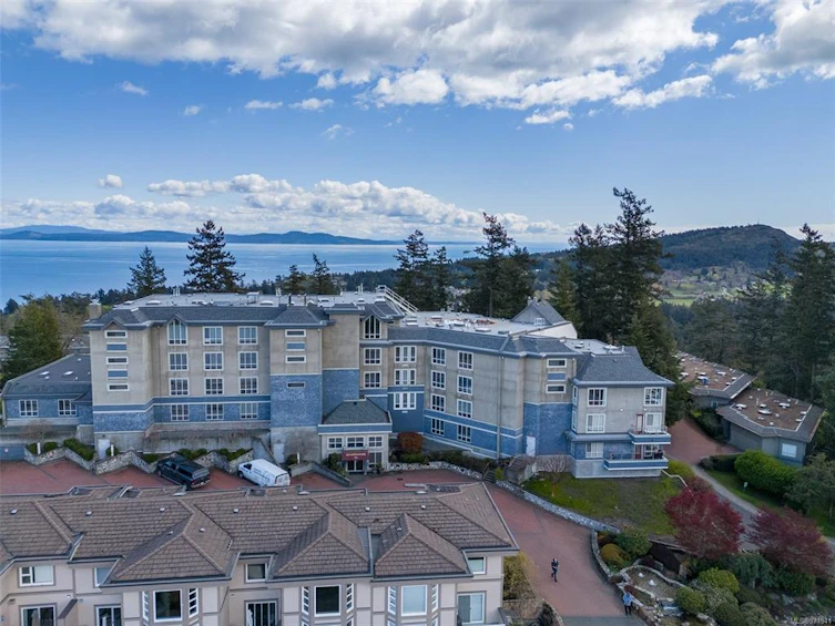404-940 Boulderwood Rise, Saanich, BC, V8Y 3G5 - 41