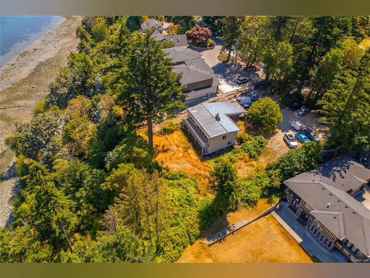 A-4601 Cordova Bay Road, Saanich, BC, V8X 3V6 - 4