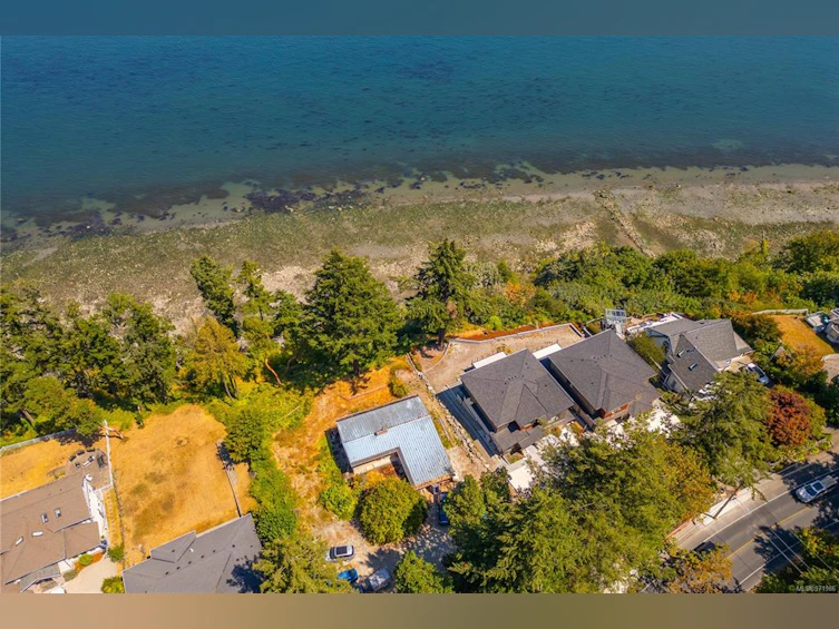 A-4601 Cordova Bay Road, Saanich, BC, V8X 3V6 - 7