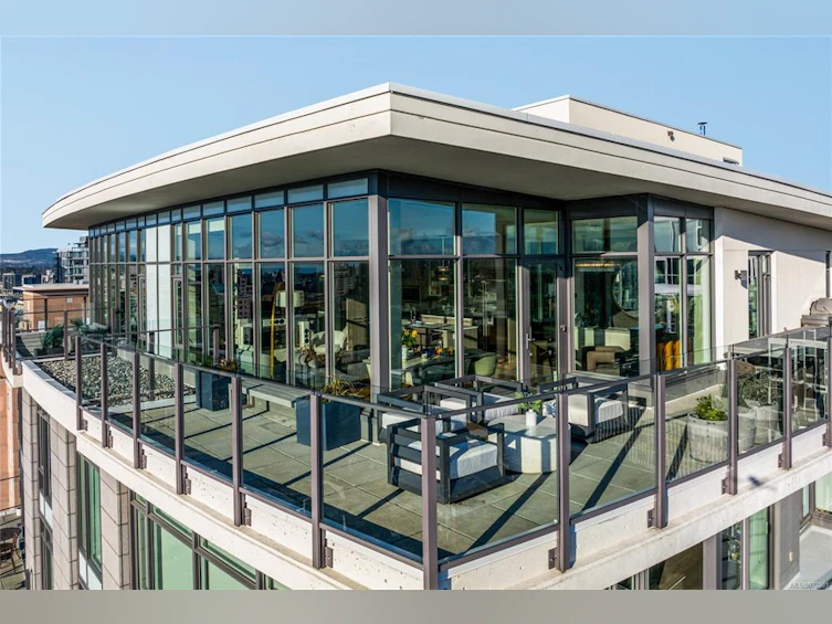 PH1801-960 Yates Street, Victoria, BC, V8V 3M3 - 4