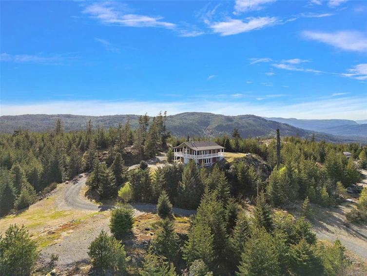 4590 Goldstream Heights Drive, Shawnigan Lake, BC, V0R 2W3 - 2