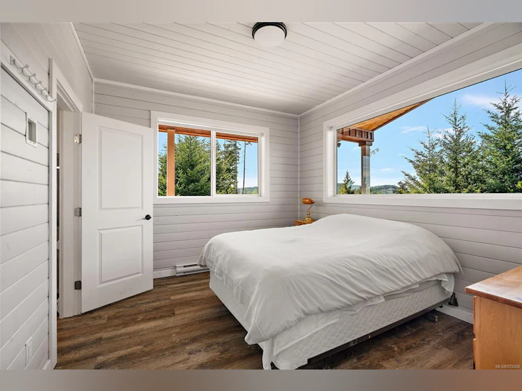 4590 Goldstream Heights Drive, Shawnigan Lake, BC, V0R 2W3 - 13