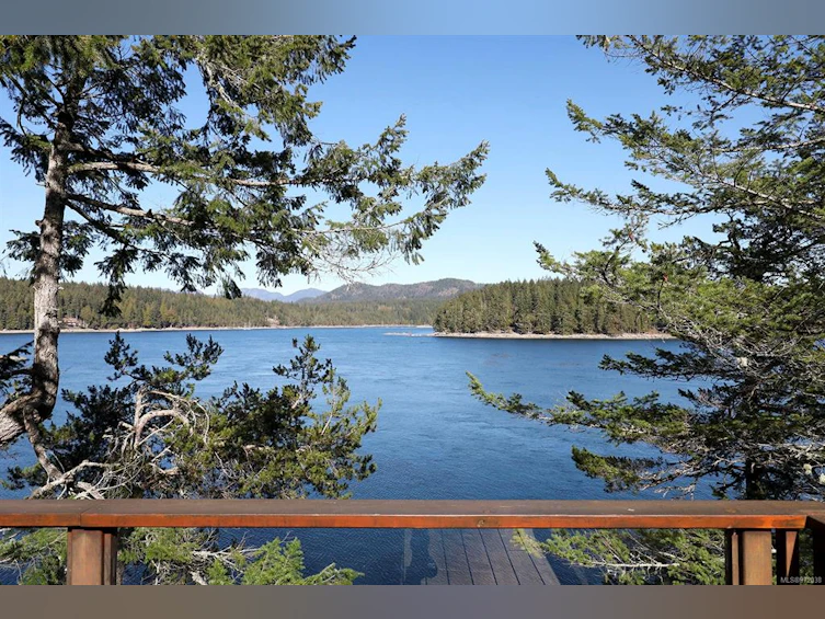 651 Gorge Harbour, Cortes Island, BC, V0P 1Z0 - 6