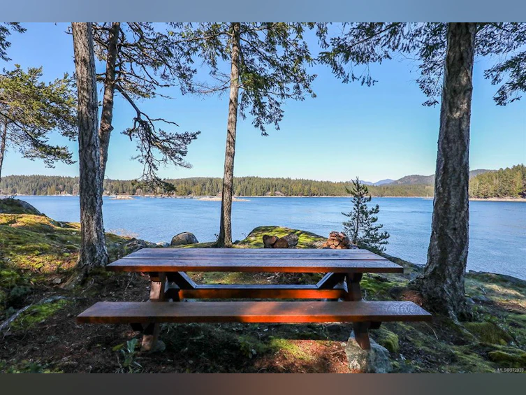 651 Gorge Harbour, Cortes Island, BC, V0P 1Z0 - 33