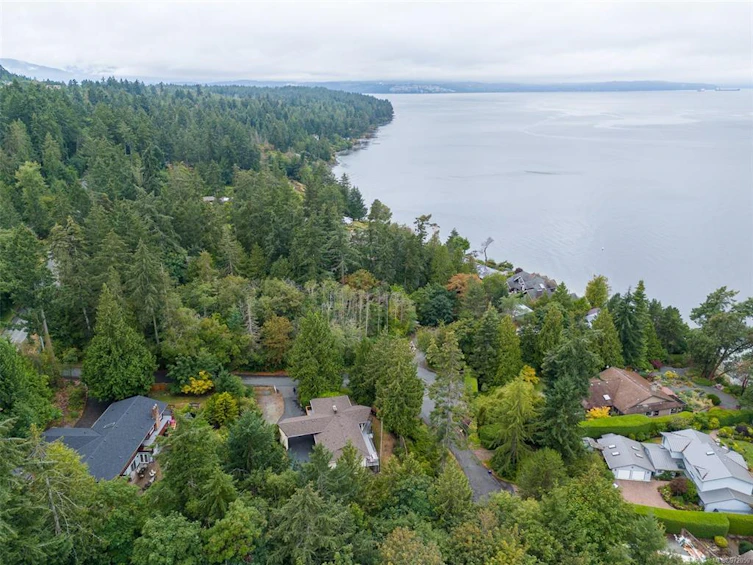 11650 Seabreeze Road, North Saanich, BC, V8L 3X9 - 41