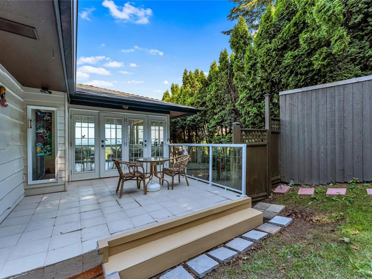 5254 Westover Place, Saanich, BC, V8Y 1P6 - 16