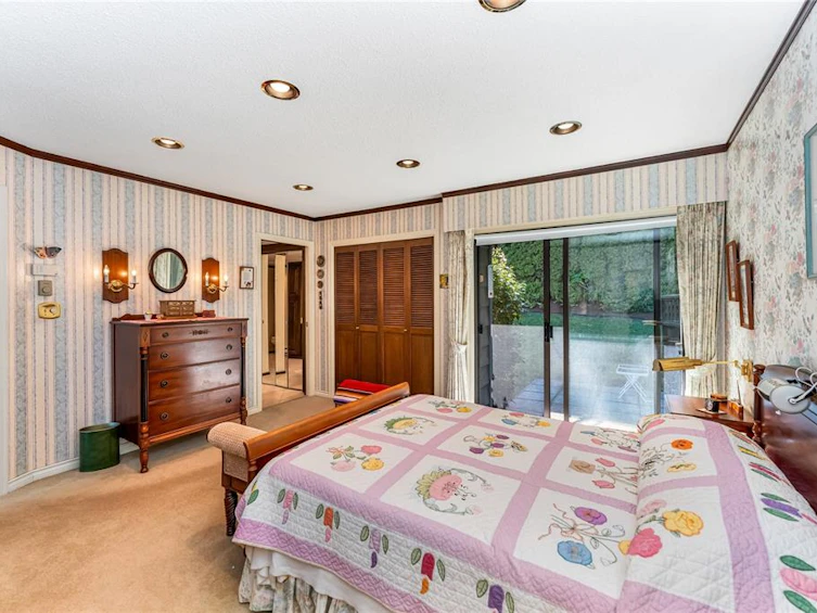 5254 Westover Place, Saanich, BC, V8Y 1P6 - 21