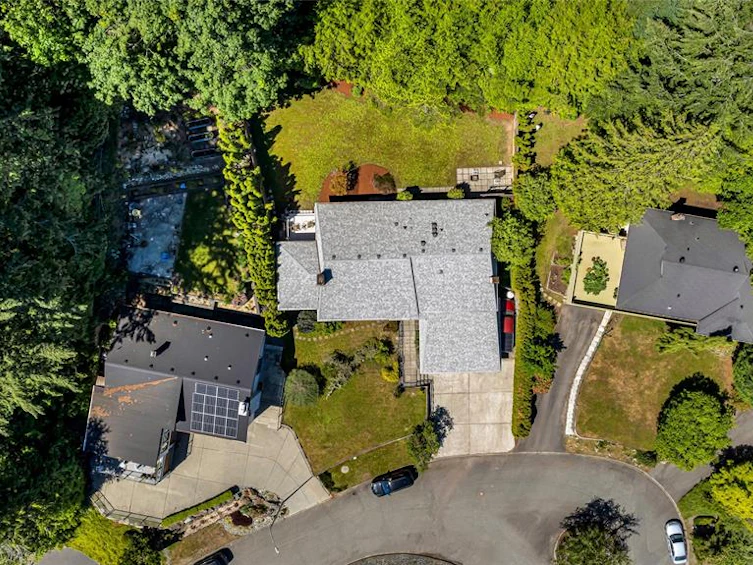 5254 Westover Place, Saanich, BC, V8Y 1P6 - 42