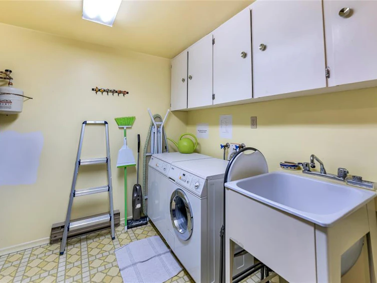 5254 Westover Place, Saanich, BC, V8Y 1P6 - 47