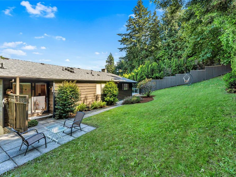 5254 Westover Place, Saanich, BC, V8Y 1P6 - 50