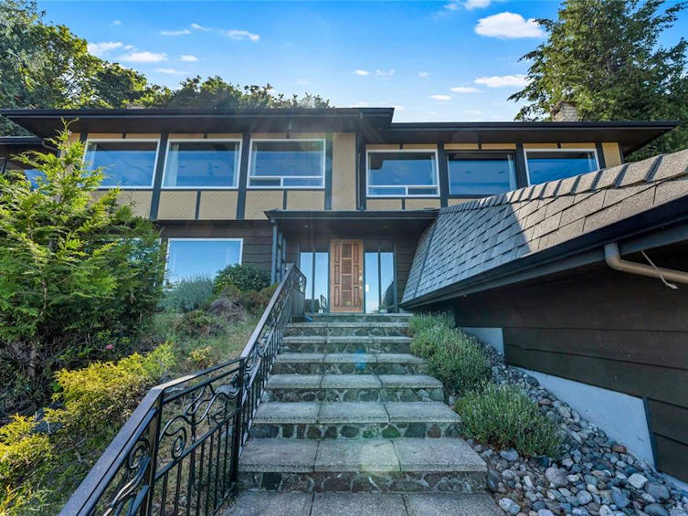 5254 Westover Place, Saanich, BC, V8Y 1P6 - 51
