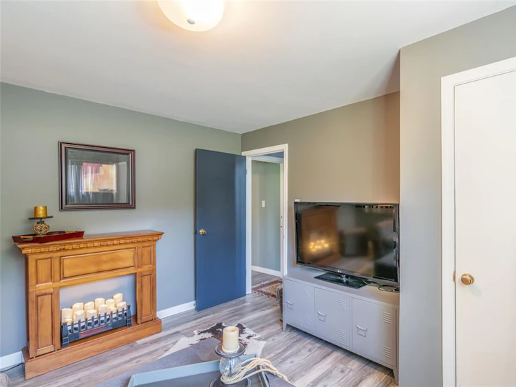 550 Holly Avenue, Nanaimo, BC, V9S 3M6 - 27