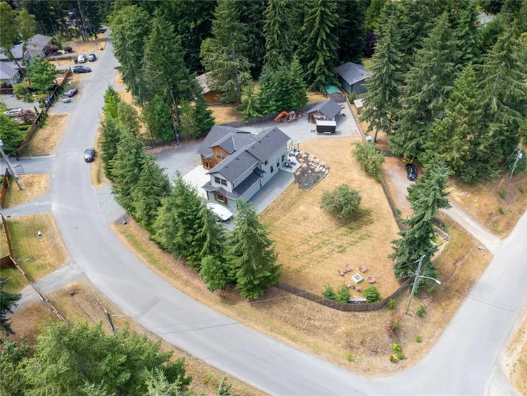 1757 Starling Road, Nanaimo, BC, V9X 1H8 - 3