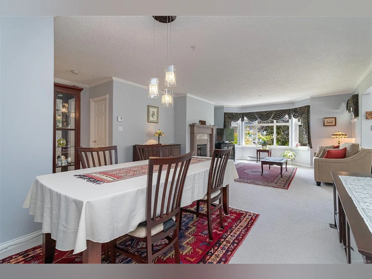 256-4488 Chatterton Way, Saanich, BC, V8X 5H7 - 14
