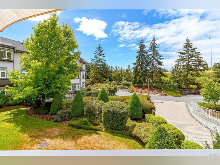 256-4488 Chatterton Way, Saanich, BC, V8X 5H7 - 28
