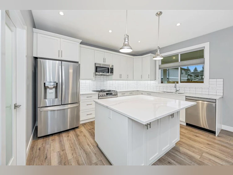 1023 Englewood Avenue, Langford, BC, V9C 2Y8 - 18