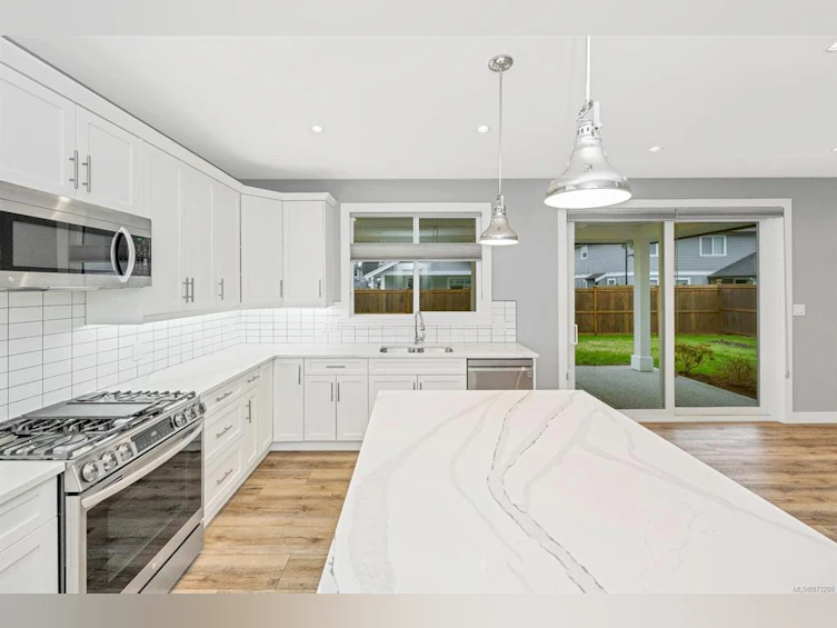 1023 Englewood Avenue, Langford, BC, V9C 2Y8 - 19
