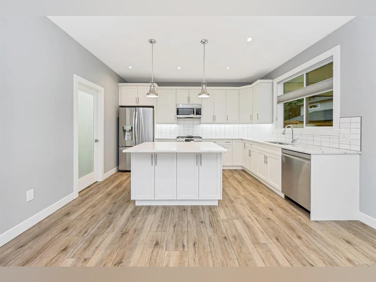 1023 Englewood Avenue, Langford, BC, V9C 2Y8 - 20